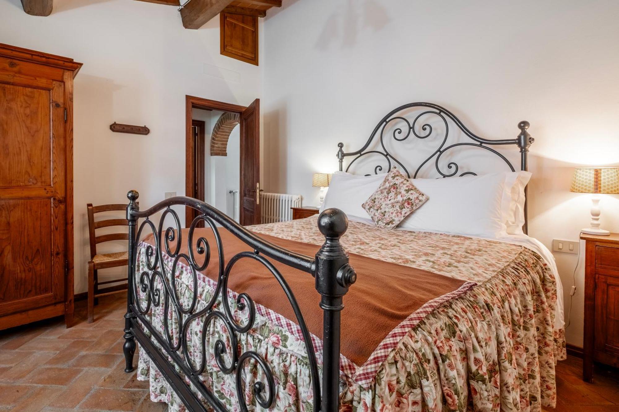 Agriturismo Borgo Sant'Ercolano Ciggiano Kültér fotó